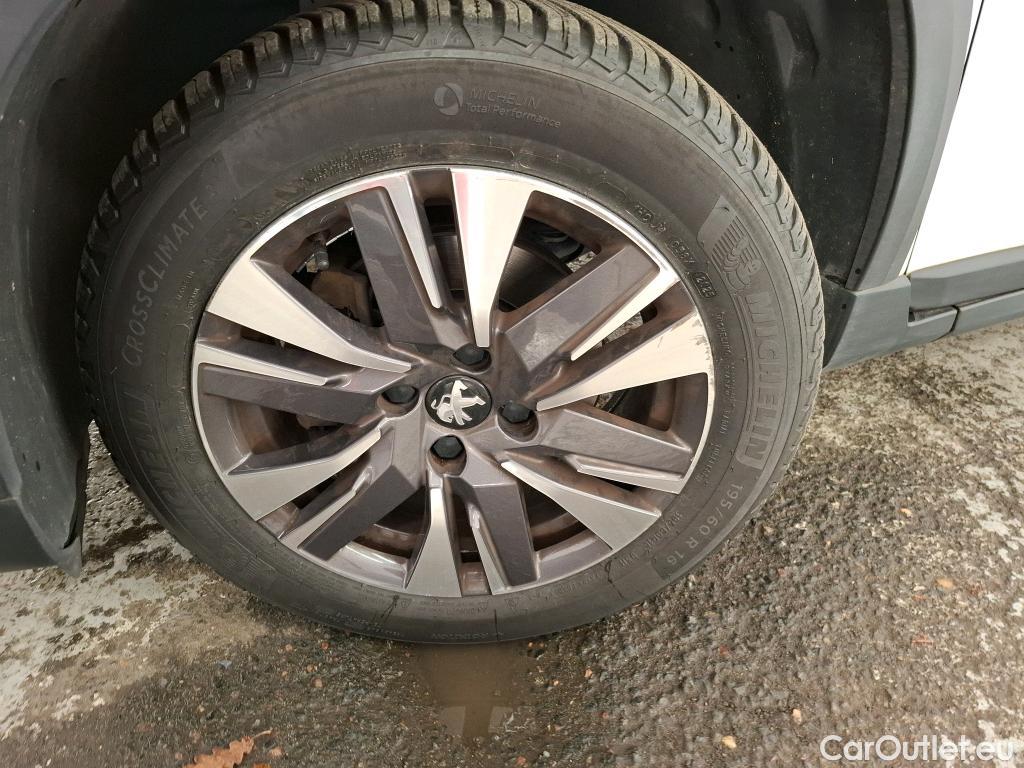  Peugeot  2008  Allure Business 1.2 PureTech 130CV BVM6 E6dT #5