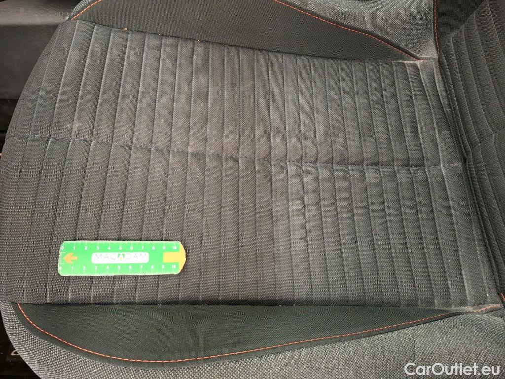  Peugeot  2008  Active Business 1.5 HDi 110CV BVM6 E6d #19