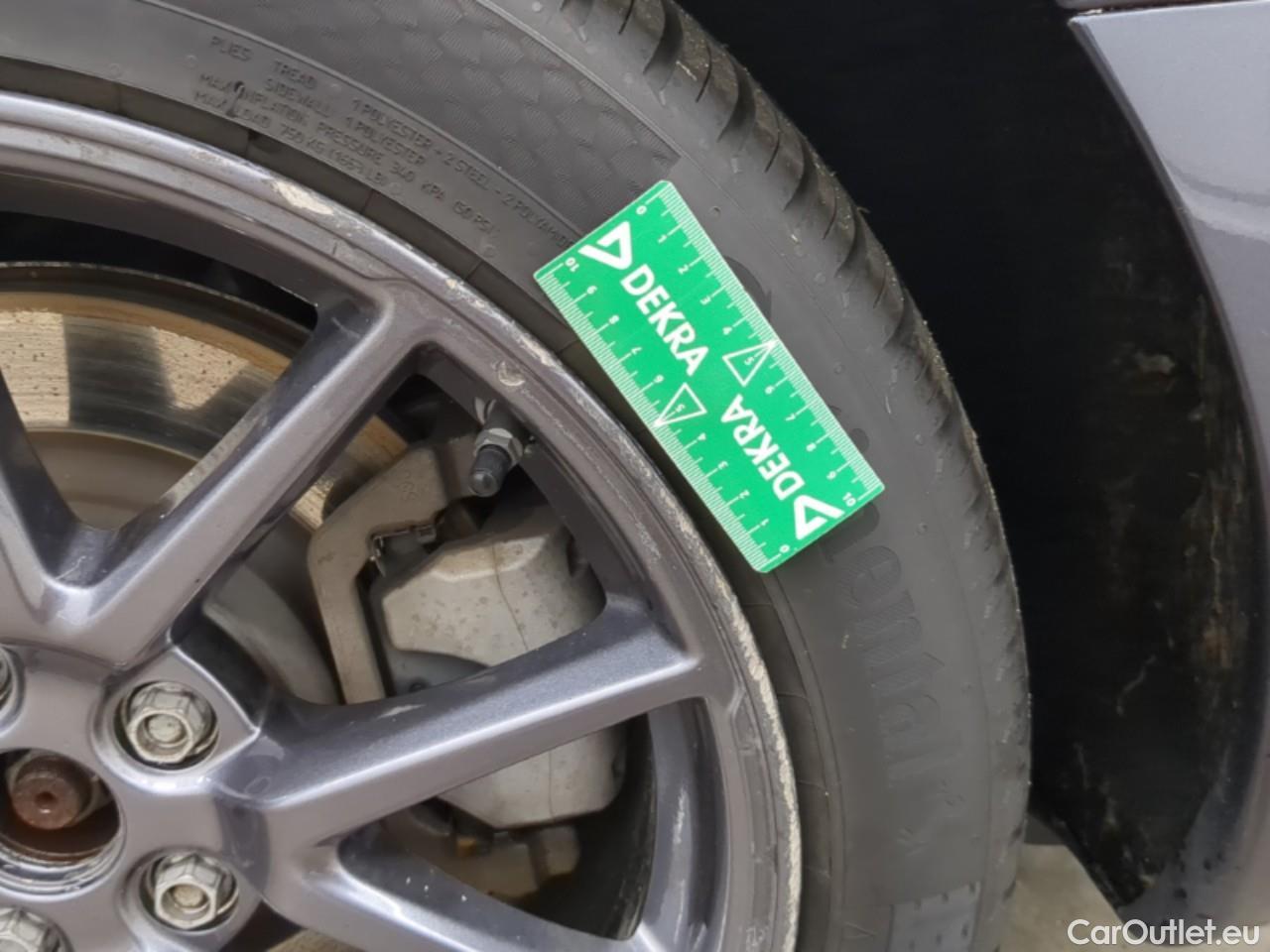  Tesla  Model 3 TESLA  / 2018 / 4P / Berline Grande Autonomie #13