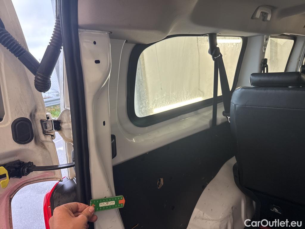  Peugeot  Expert  Kombi L3 2.0 HDi 150CV BVM6 E6dT #57