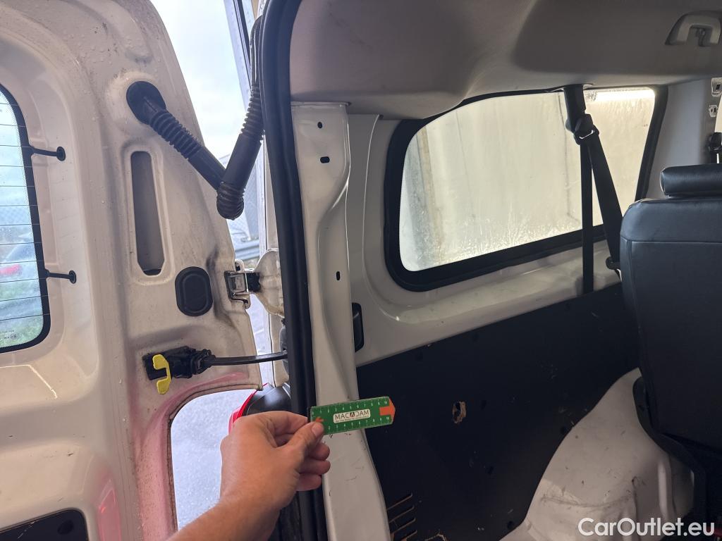  Peugeot  Expert  Kombi L3 2.0 HDi 150CV BVM6 E6dT #56