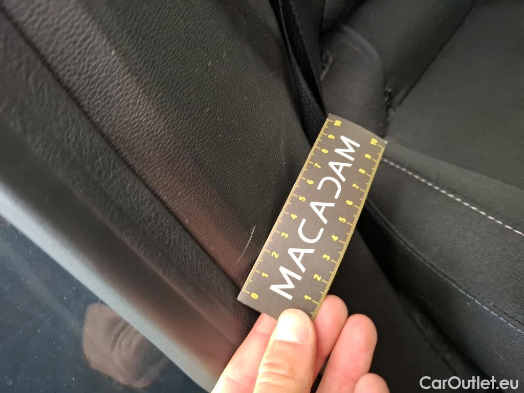  Renault  Captur  II Business 1.3 TCe 140CV BVA7 E6d #67