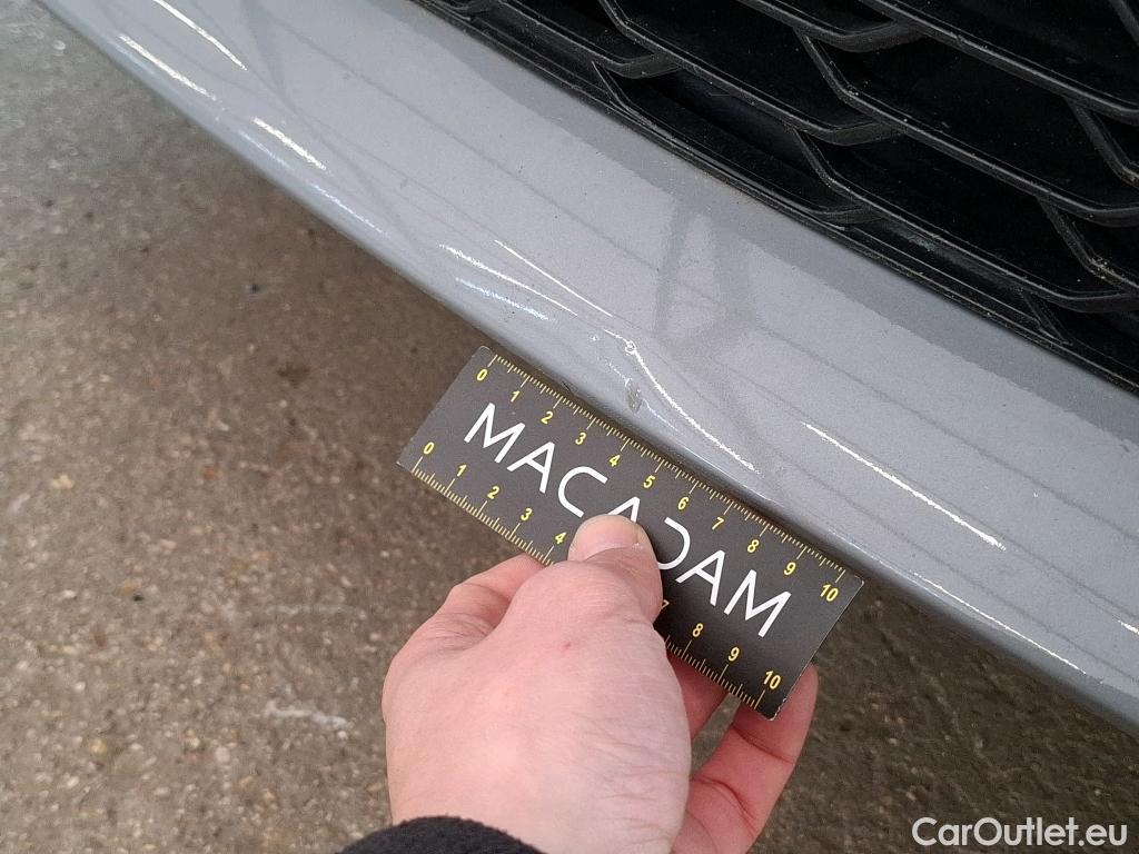  Toyota  Corolla TOYOTA  / 2018 / 5P / Berline Hybride 180h Dynamic Business #2