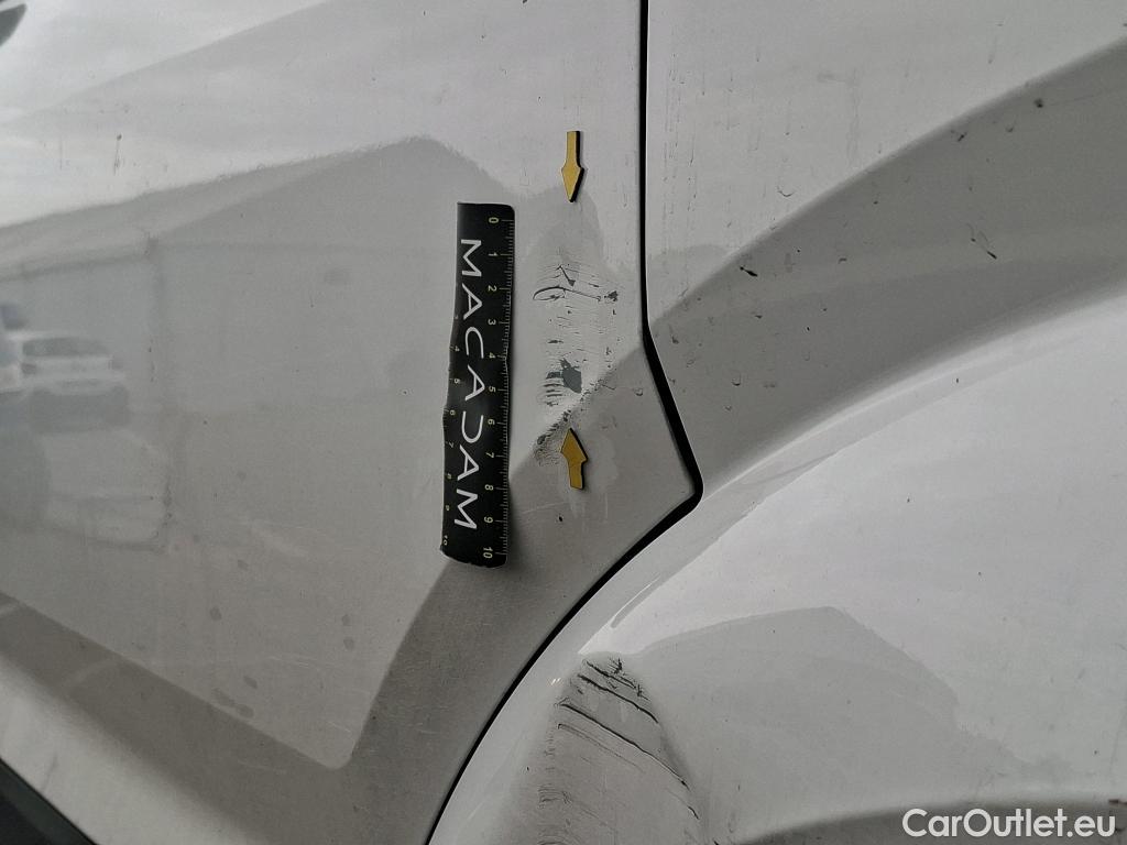  Volkswagen  Crafter  Fourgon Fourgon 30 mittlerer Radstand mit Hochdach FWD 2.0 #32