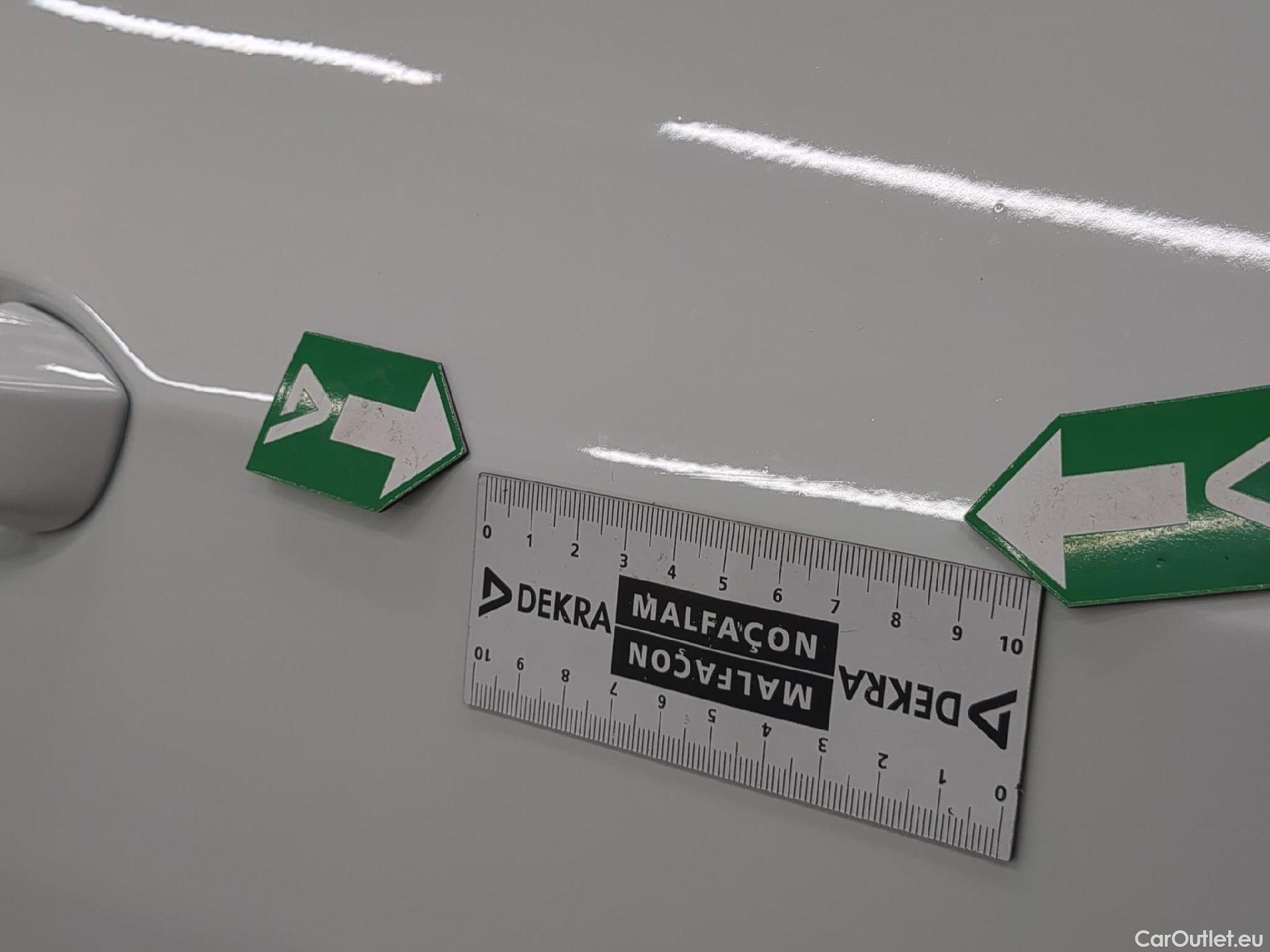  Volkswagen  Golf  VIII Berline GTD 2.0 TDI 200CV BVA7 E6d #20