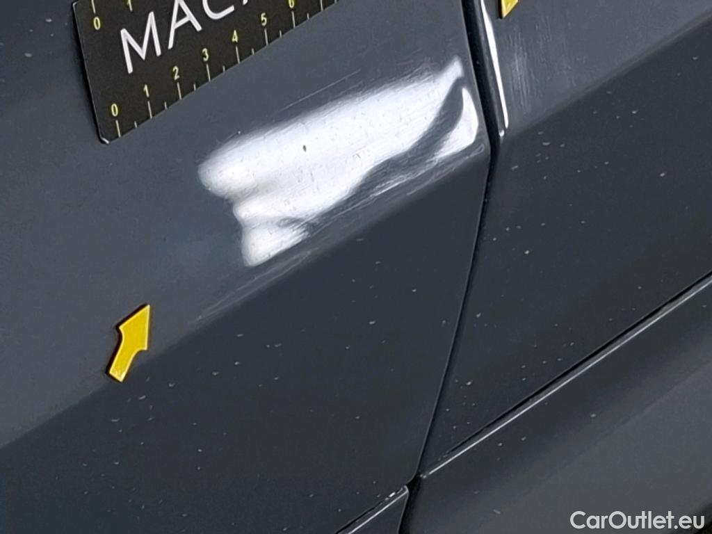  Volvo  XC60 VOLVO  / 2021 / 5P / SUV Recharge T6 350 GT 8 Ultimate Style Dark #3