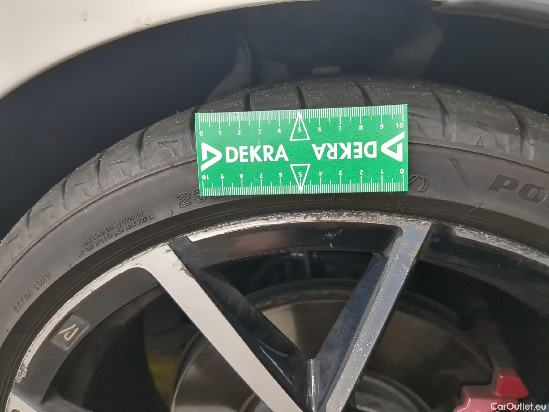  Volkswagen  Golf  VIII Berline GTD 2.0 TDI 200CV BVA7 E6d #3