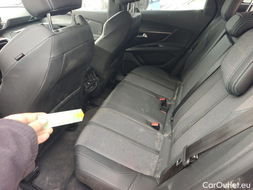  Peugeot  3008 PEUGEOT  / 2020 / 5P / todoterreno 1.5 BlueHDi 96kW (130CV) S&S Allure EAT8 #21