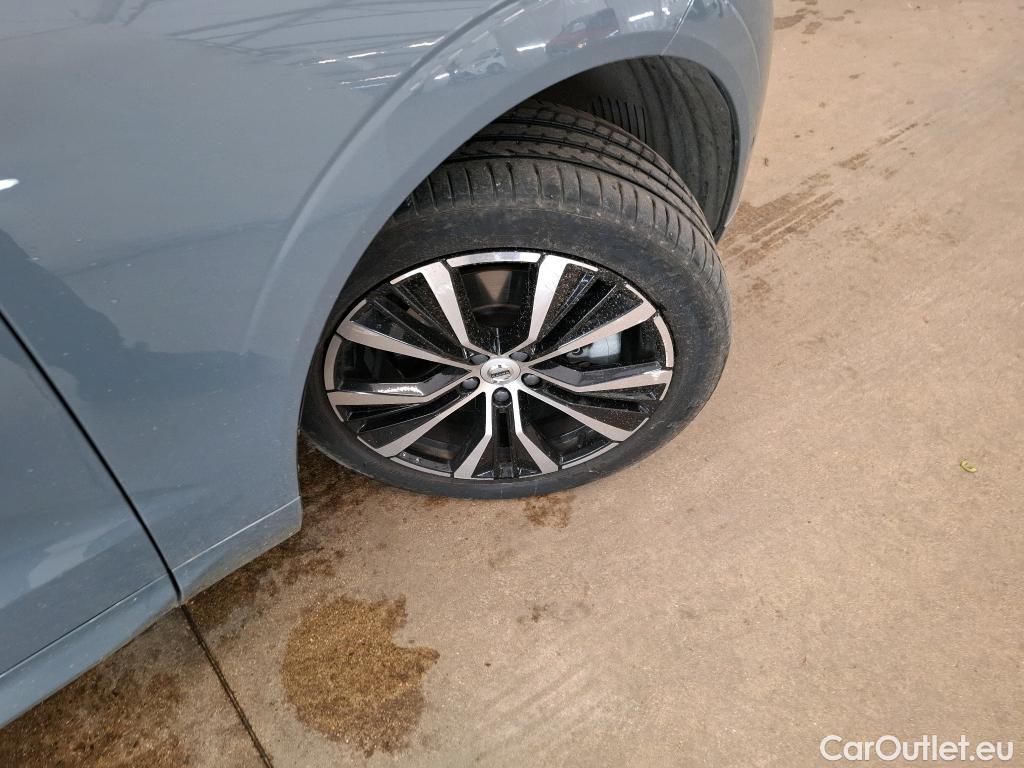  Volvo  XC60 VOLVO  / 2021 / 5P / SUV Recharge T6 350 GT 8 Ultimate Style Dark #15