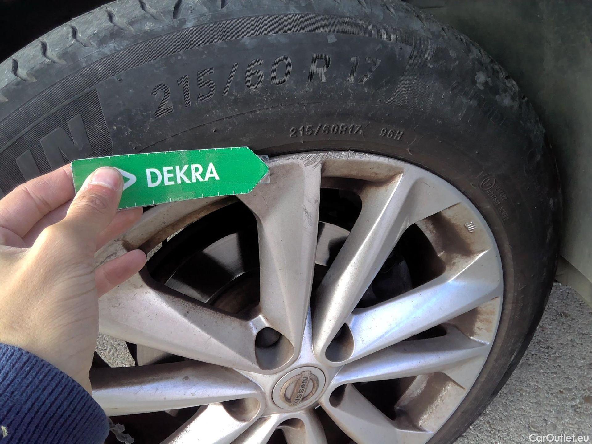  Nissan  Qashqai NISSAN  5p 2G berlina con portón 1.5dCi S&S ACENTA 4x2 Sensores Aparc #47