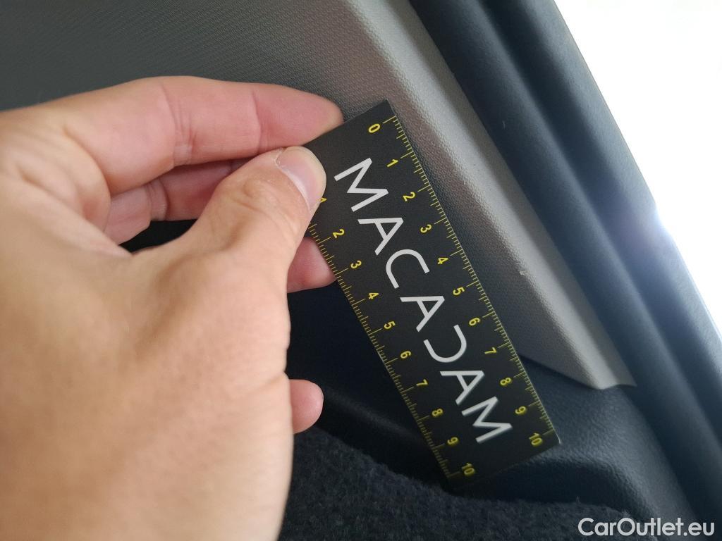  Volkswagen  Golf  VOLKSWAGEN / 2020 / 5P / Berline 2.0 TDI SCR 115 BVM6 Life 1st #40