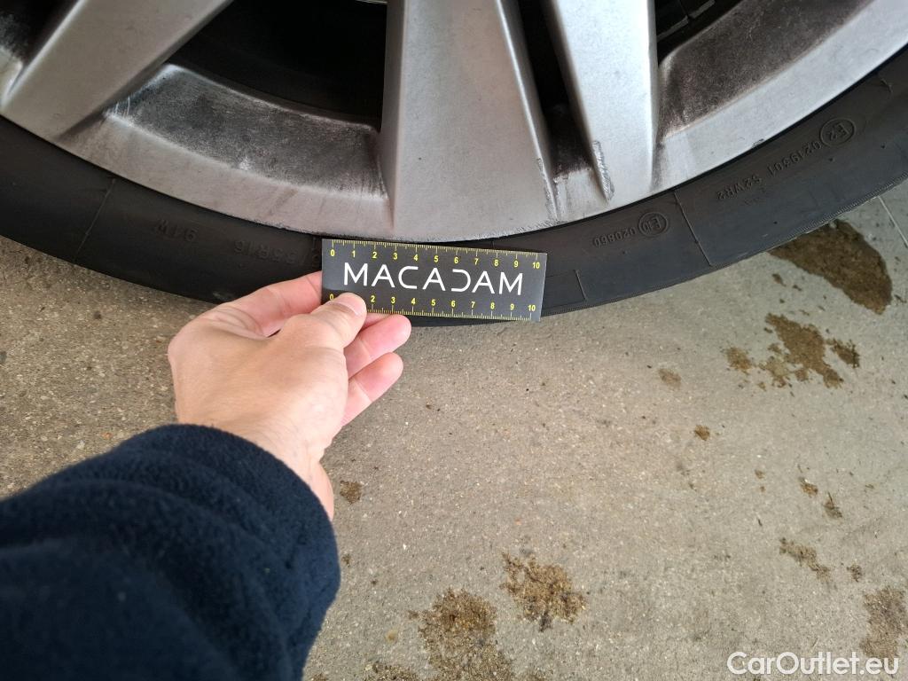  Volkswagen  Golf  VOLKSWAGEN / 2020 / 5P / Berline 2.0 TDI SCR 115 BVM6 Life 1st #22