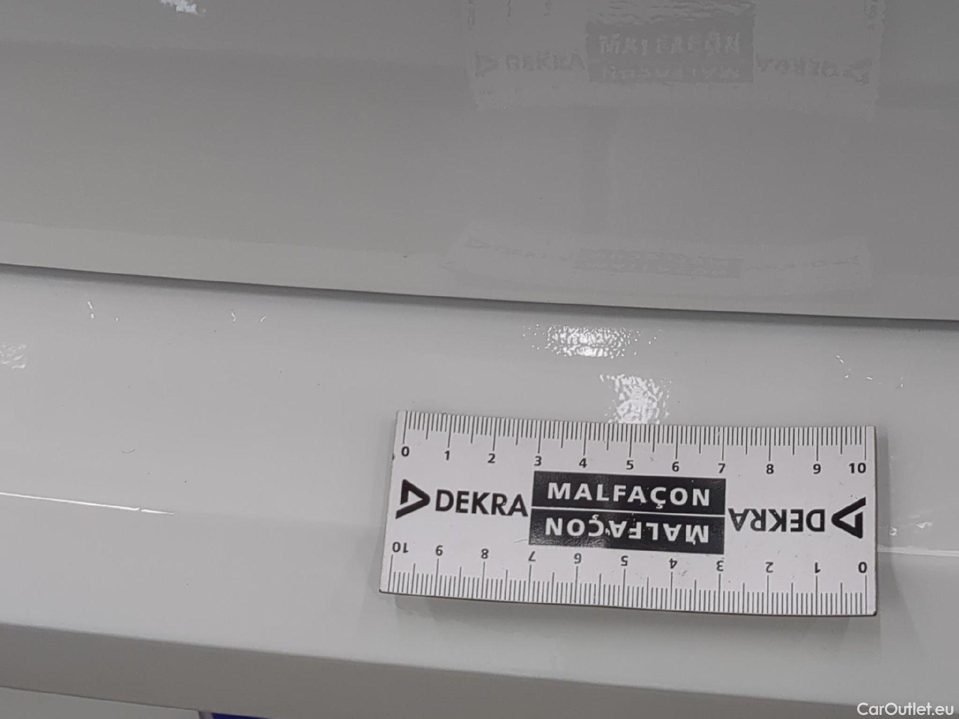  Volkswagen  Golf  VIII Berline GTD 2.0 TDI 200CV BVA7 E6d #48