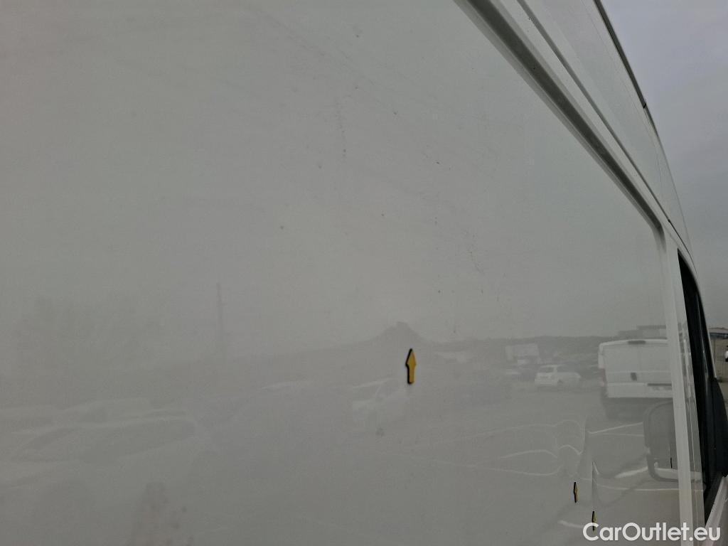  Volkswagen  Crafter  Fourgon Fourgon 30 mittlerer Radstand mit Hochdach FWD 2.0 #23