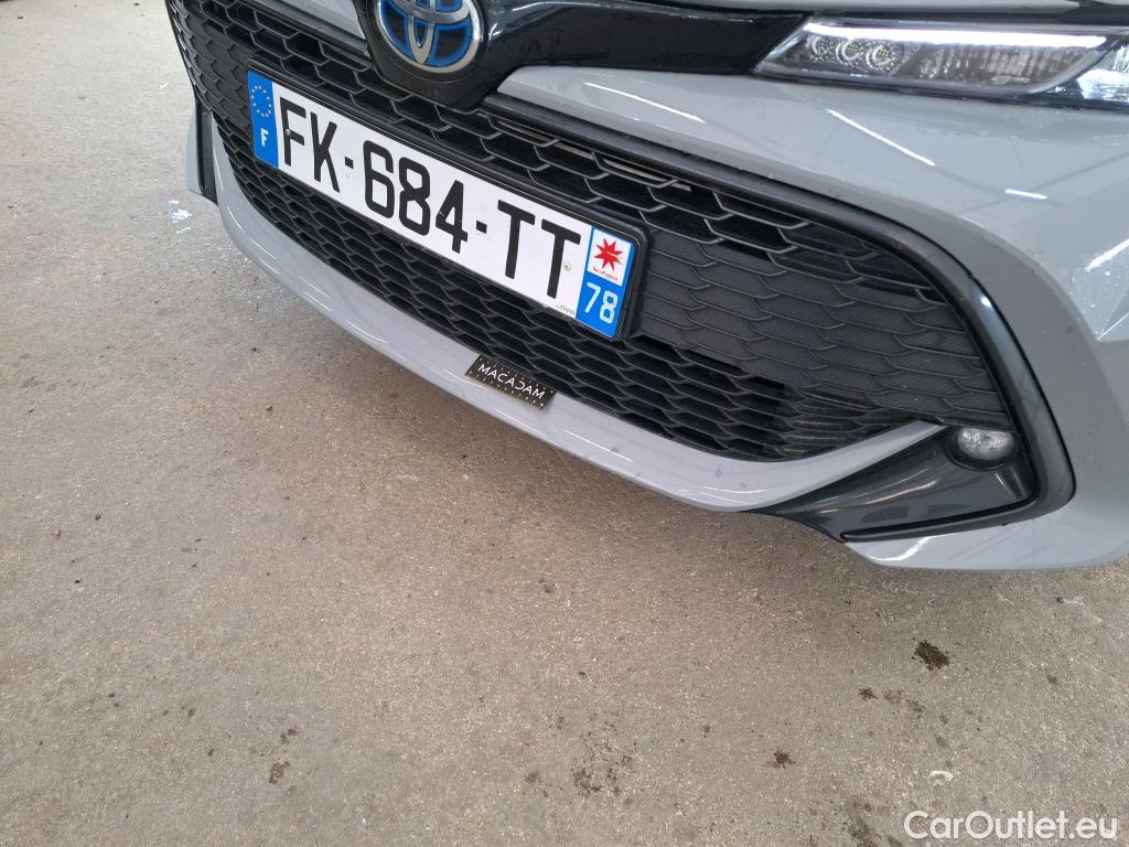  Toyota  Corolla TOYOTA  / 2018 / 5P / Berline Hybride 180h Dynamic Business #1