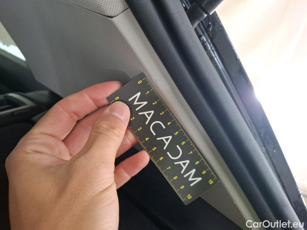  Volkswagen  Golf  VOLKSWAGEN / 2020 / 5P / Berline 2.0 TDI SCR 115 BVM6 Life 1st #38