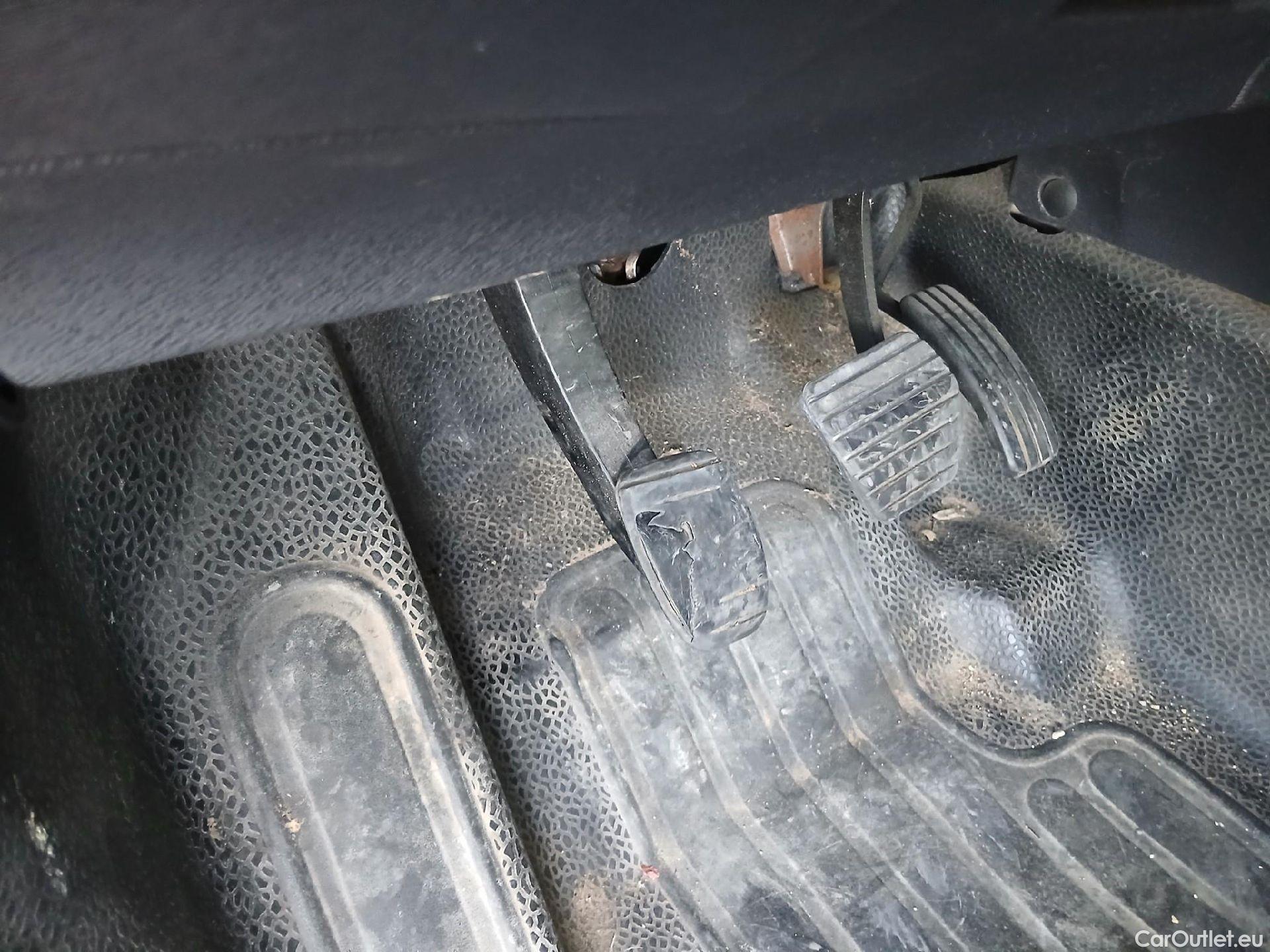  Renault  Kangoo RENAULT  Combi / 2013 / 4P / combi Profesional M1-AF Blue dCi 70 kW (95CV) (CX) #36