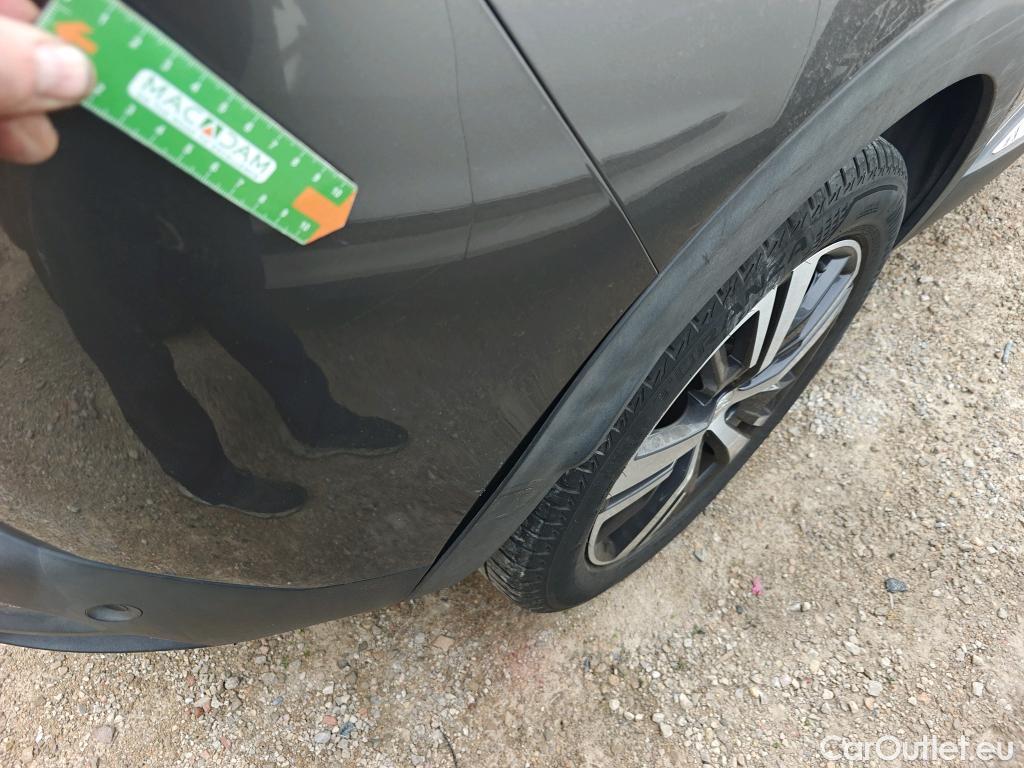  Peugeot  3008 PEUGEOT  / 2020 / 5P / todoterreno 1.5 BlueHDi 96kW (130CV) S&S Allure EAT8 #24