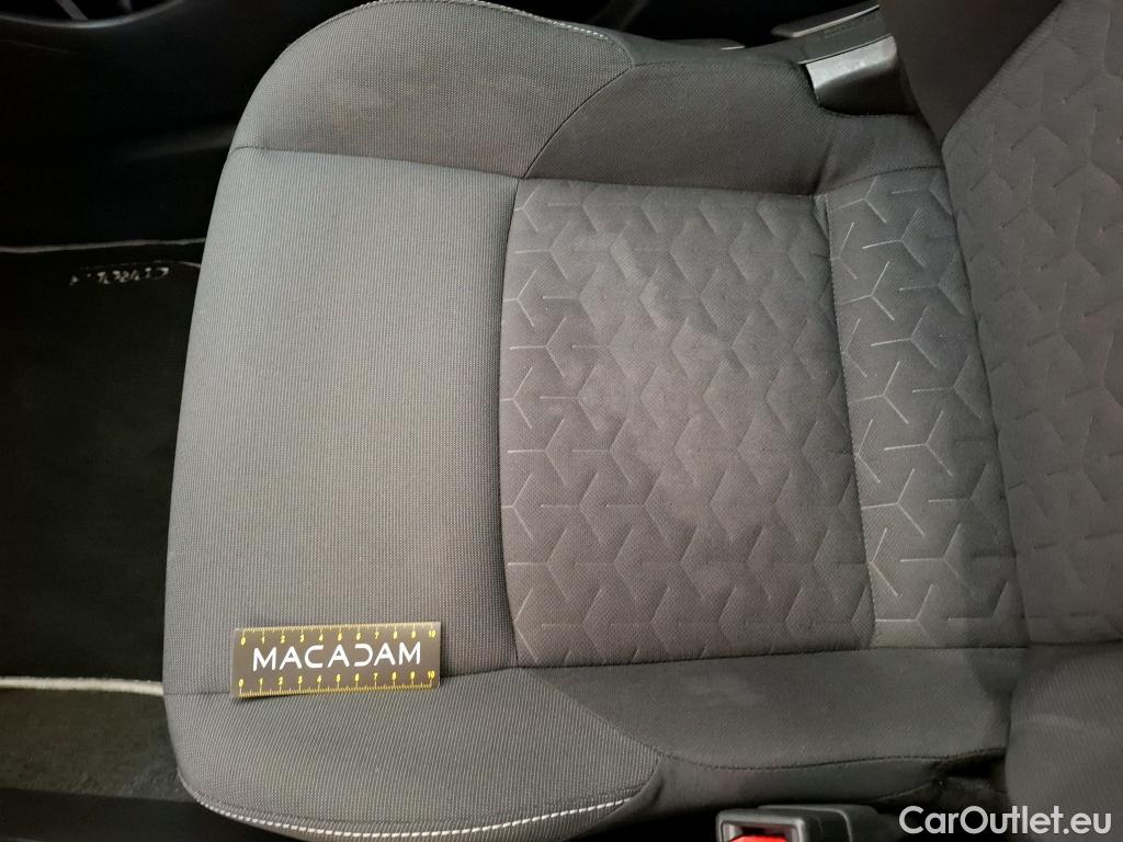  Toyota  Corolla TOYOTA  / 2018 / 5P / Berline Hybride 180h Dynamic Business #8