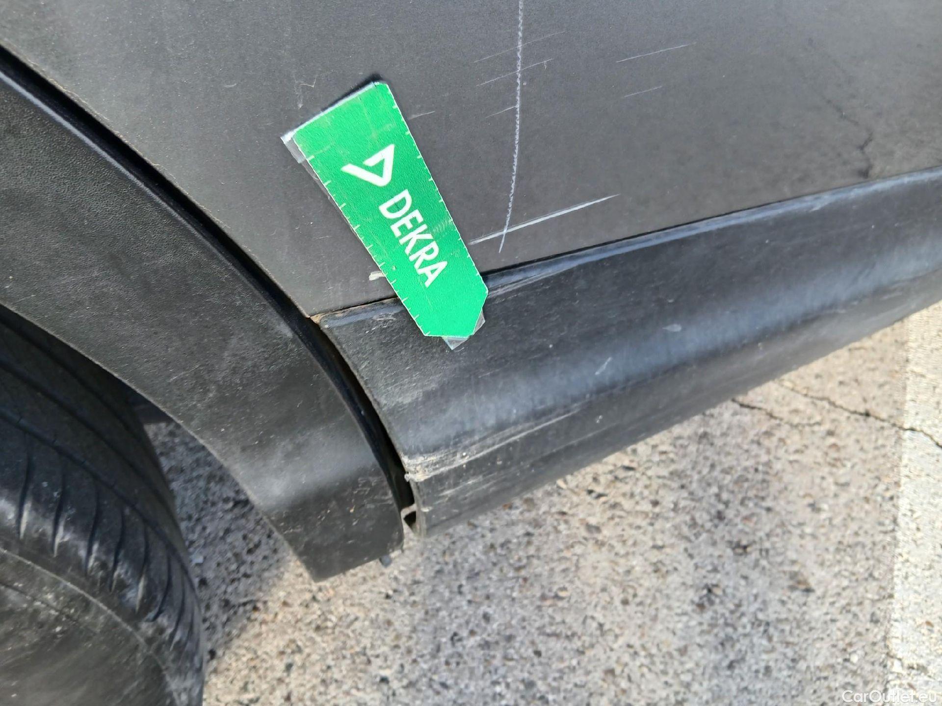  Nissan  Qashqai NISSAN  5p 2G berlina con portón 1.5dCi S&S ACENTA 4x2 Sensores Aparc #37