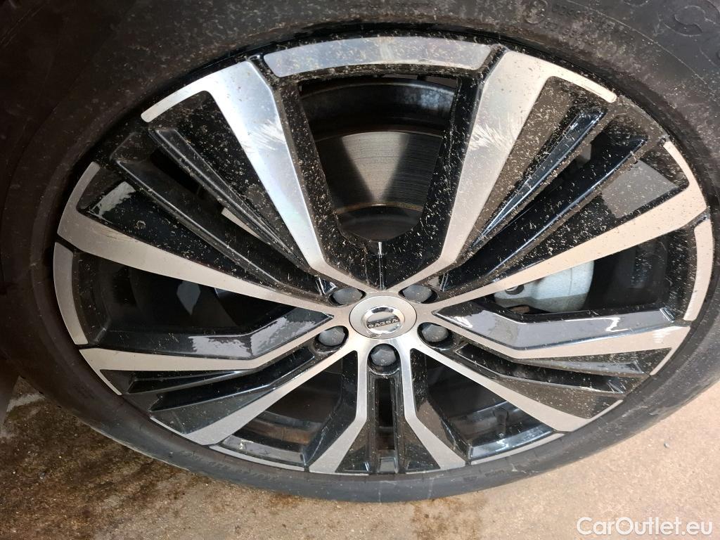  Volvo  XC60 VOLVO  / 2021 / 5P / SUV Recharge T6 350 GT 8 Ultimate Style Dark #16