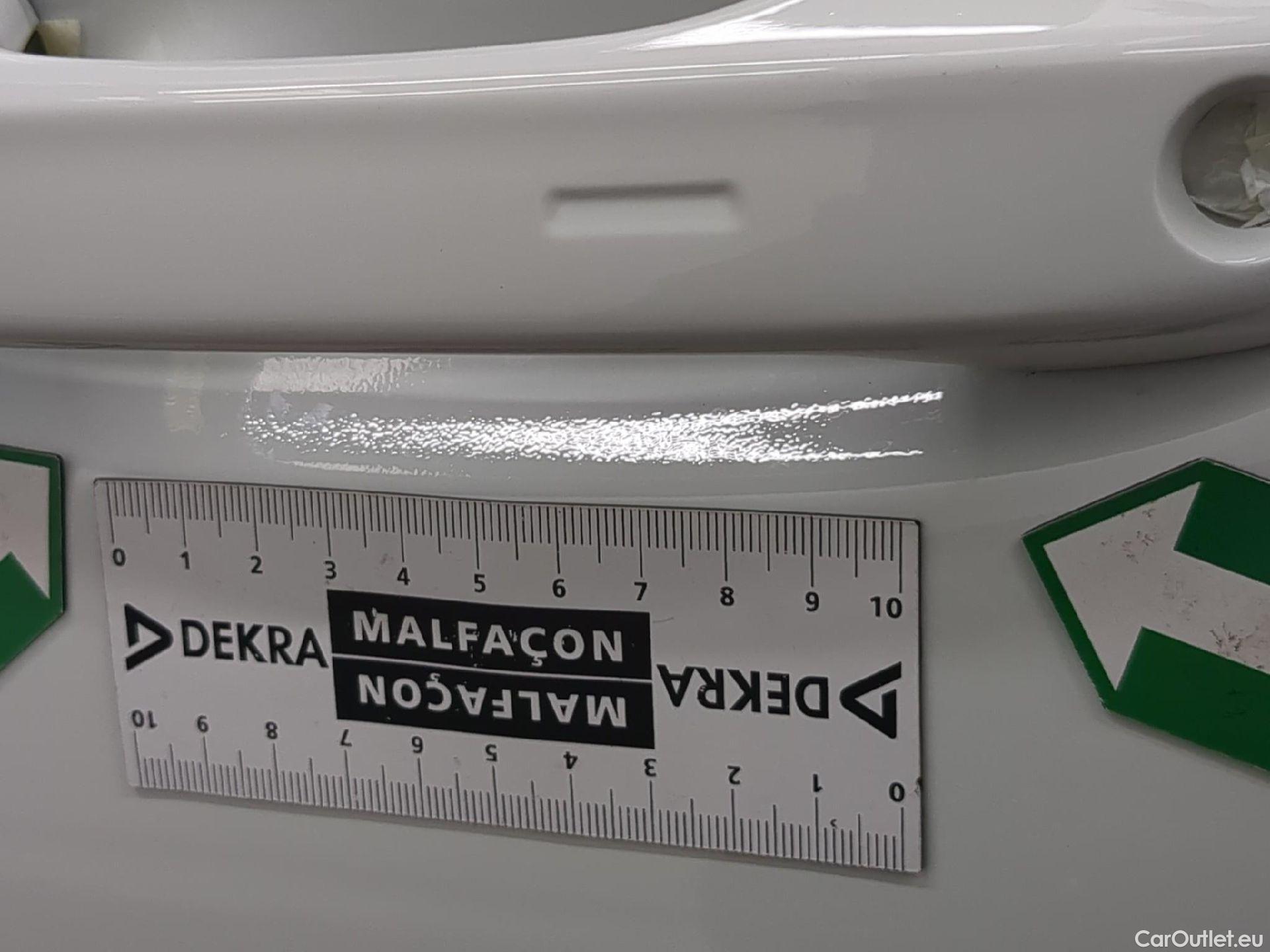  Volkswagen  Golf  VIII Berline GTD 2.0 TDI 200CV BVA7 E6d #36