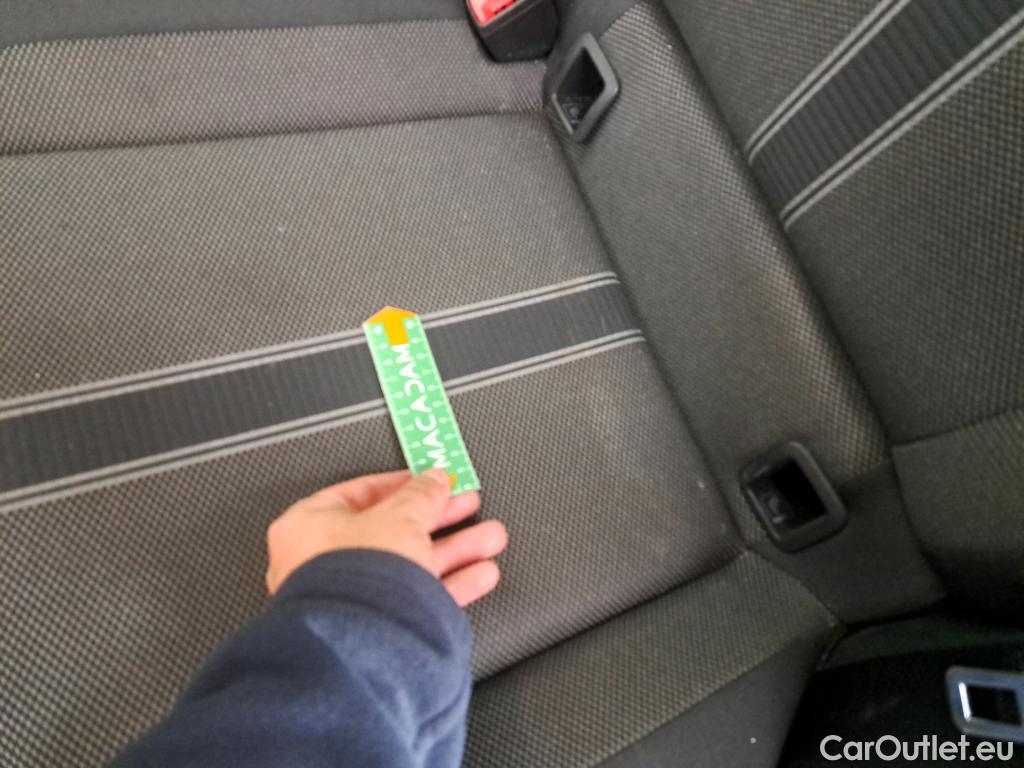  Volkswagen  T-ROC VOLKSWAGEN  / 2017 / 5P / SUV 1.0 TSI 110 LOUNGE #10