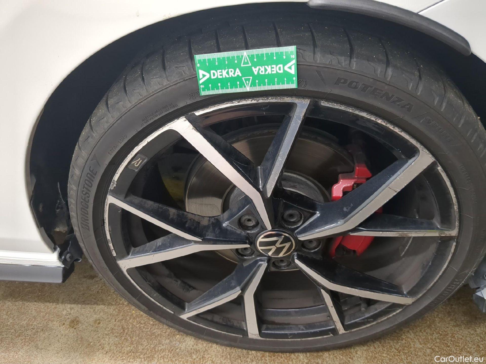  Volkswagen  Golf  VIII Berline GTD 2.0 TDI 200CV BVA7 E6d #4