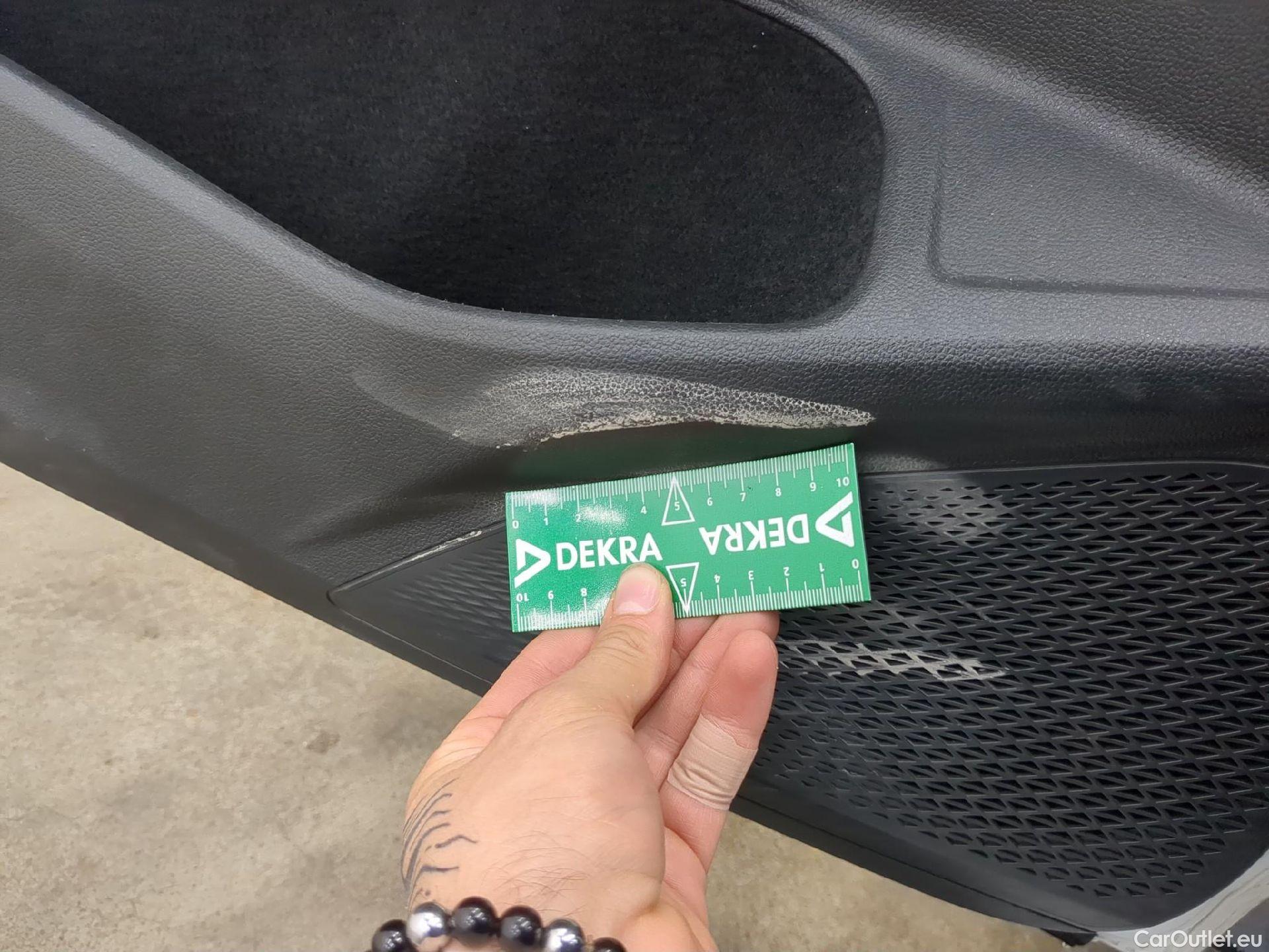  Volkswagen  Golf  VIII Berline GTD 2.0 TDI 200CV BVA7 E6d #61