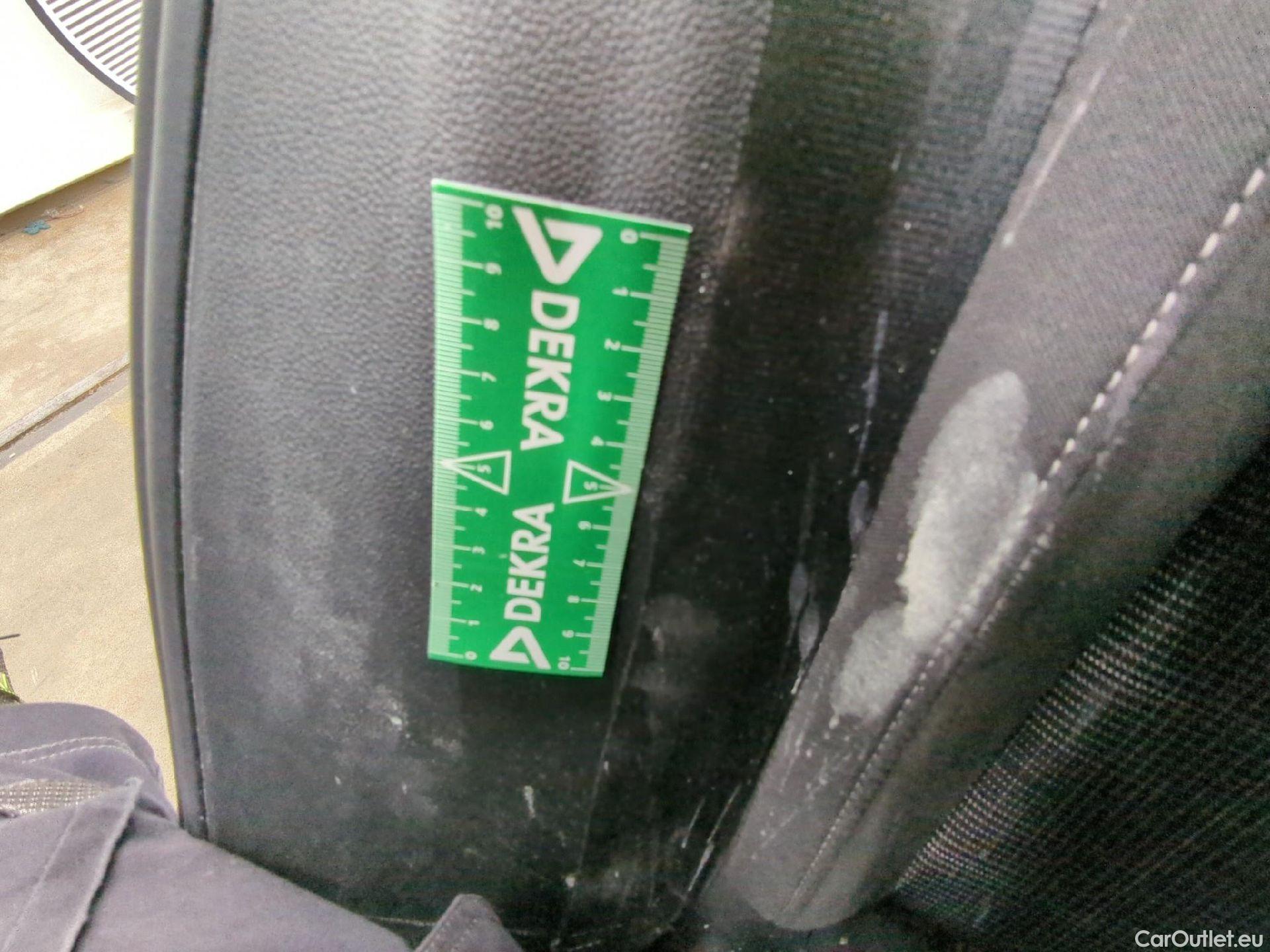  Volkswagen  Golf  VIII Berline GTD 2.0 TDI 200CV BVA7 E6d #58