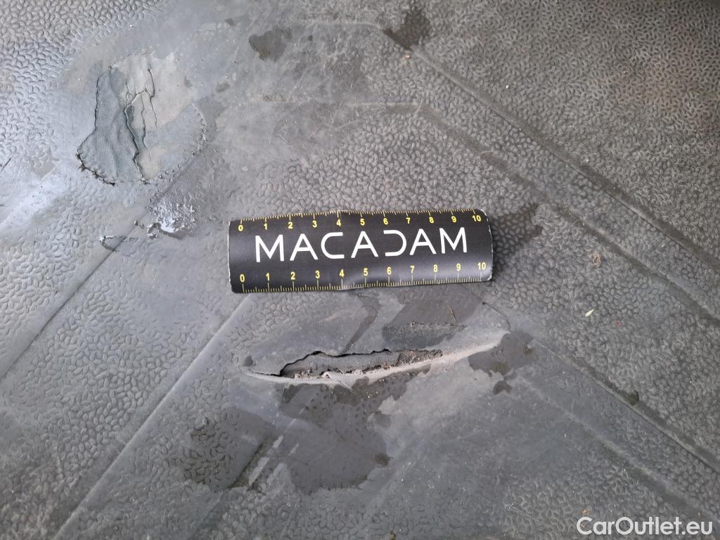  Volkswagen  Crafter  Fourgon Fourgon 30 mittlerer Radstand mit Hochdach FWD 2.0 #38