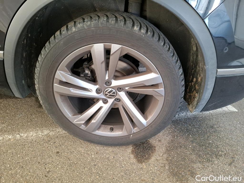  Volkswagen  Tiguan VOLKSWAGEN  / 2020 / 5P / SUV 2.0 TDI 150 DSG7 R-Line #14