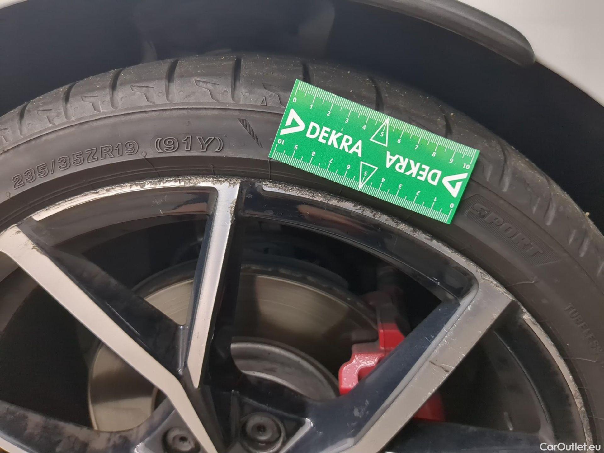  Volkswagen  Golf  VIII Berline GTD 2.0 TDI 200CV BVA7 E6d #5