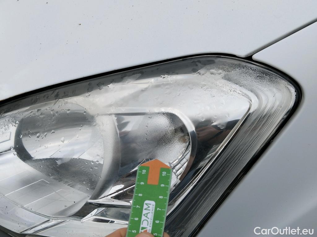  Peugeot  Partner PEUGEOT  / 2015 / 3P / furgón derivado de turismo Furgón Confort L1 BlueHDi 73KW (100CV) #4