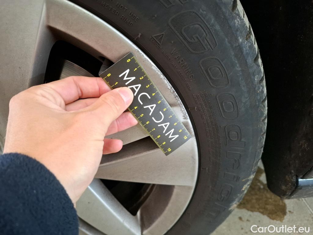  Volkswagen  Golf  VOLKSWAGEN / 2020 / 5P / Berline 2.0 TDI SCR 115 BVM6 Life 1st #21