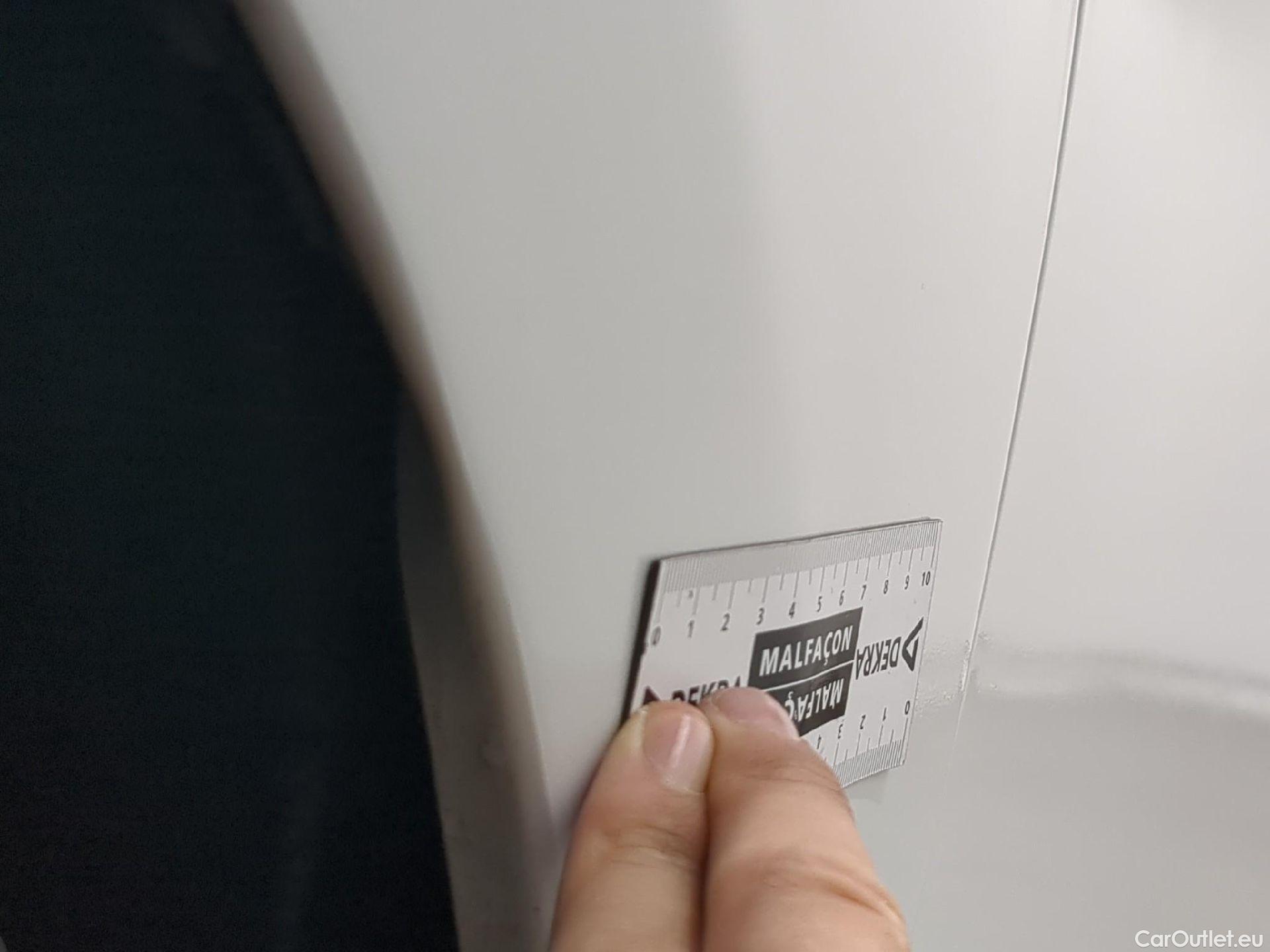  Volkswagen  Golf  VIII Berline GTD 2.0 TDI 200CV BVA7 E6d #30