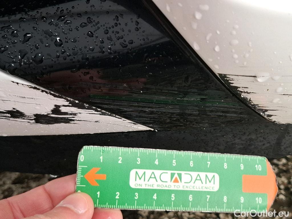  Toyota  Yaris TOYOTA  Hybride / 2017 / 5P / Berline 1.5 VVT-I HYBRID France Business #5