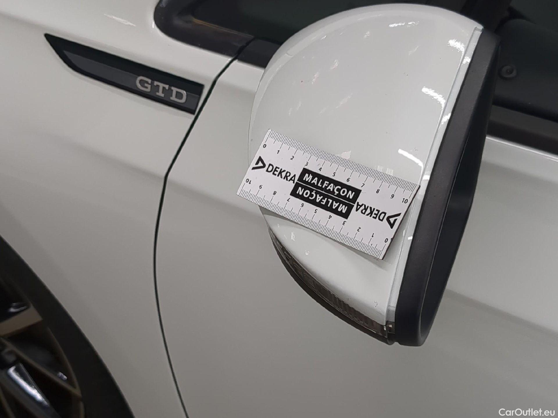  Volkswagen  Golf  VIII Berline GTD 2.0 TDI 200CV BVA7 E6d #33