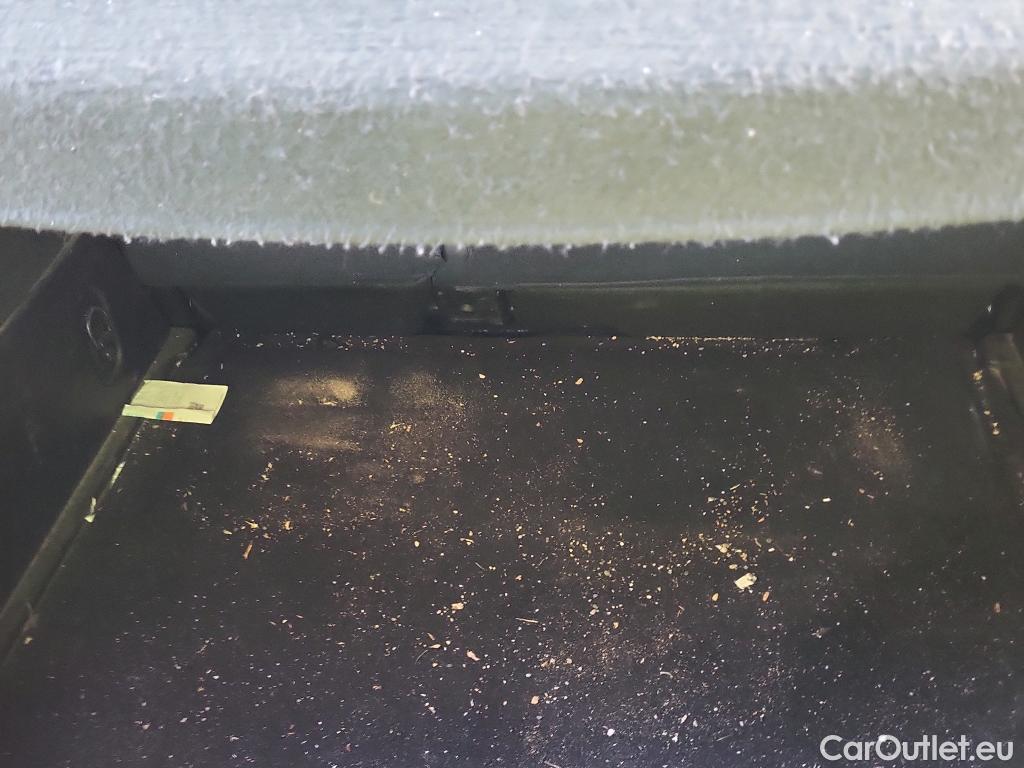  Renault  Captur RENAULT  / 2020 / 5P / todoterreno Intens TCe 90 #24