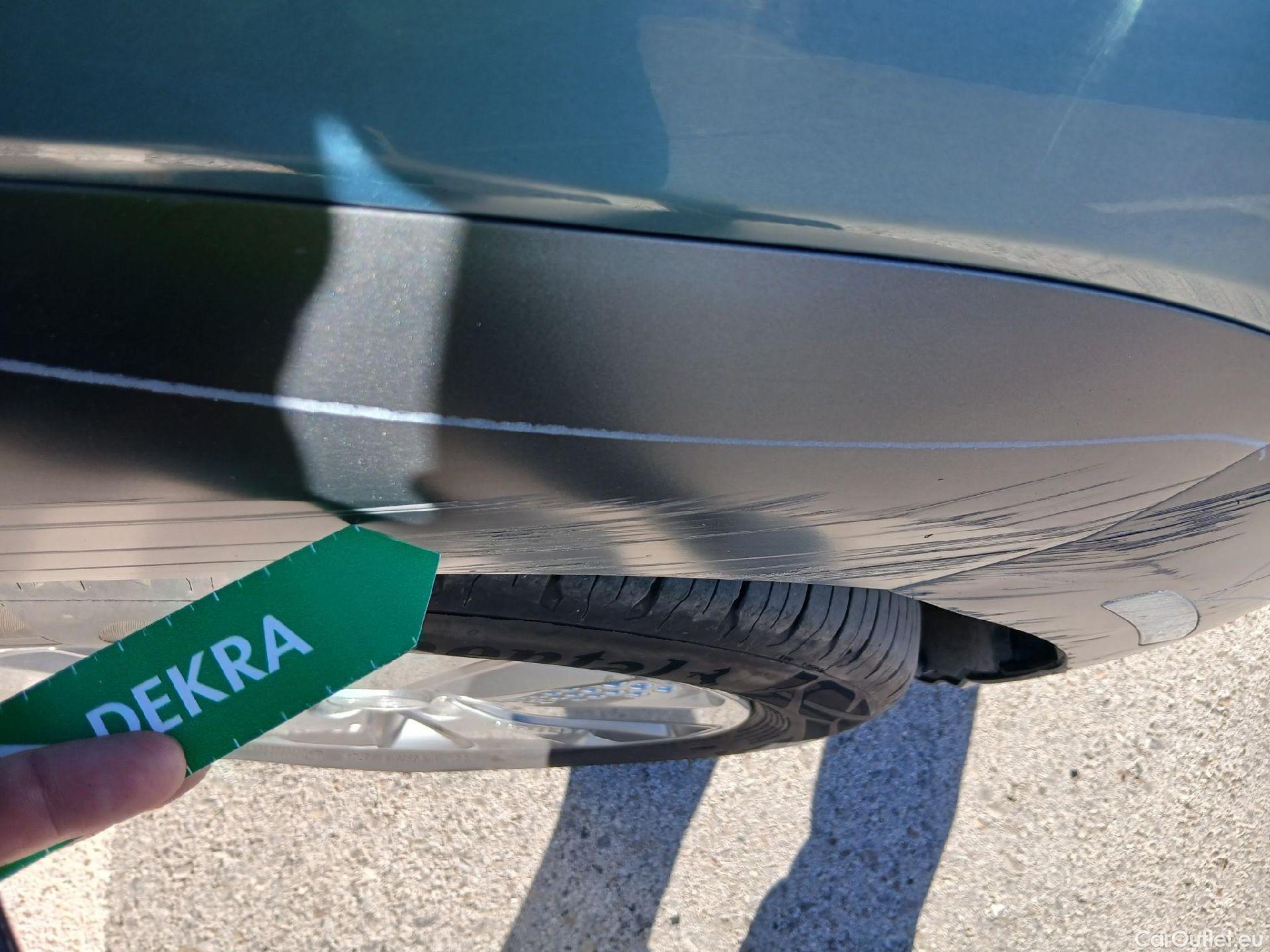  Hyundai  Konna HYUNDAI Kona / 2017 / 5P / todoterreno EV 150kW Tecno #51