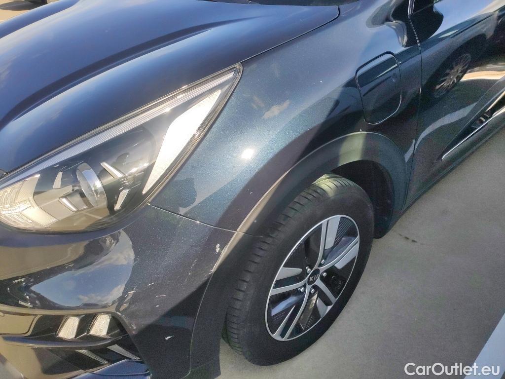  KIA  Niro KIA  1.6 GDi PHEV 104kW (141CV) Drive (AC) #22