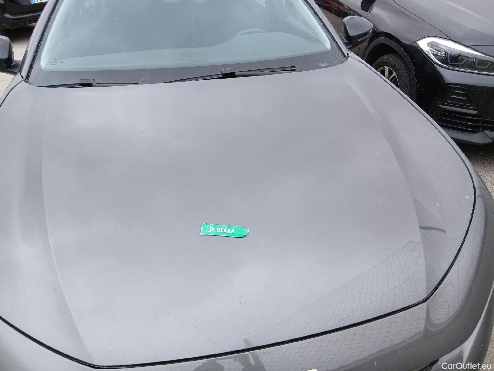  Peugeot  508 PEUGEOT  / 2018 / 5P / berlina con portón 5P Active Pack BlueHDi 130 S&S EAT8 #4