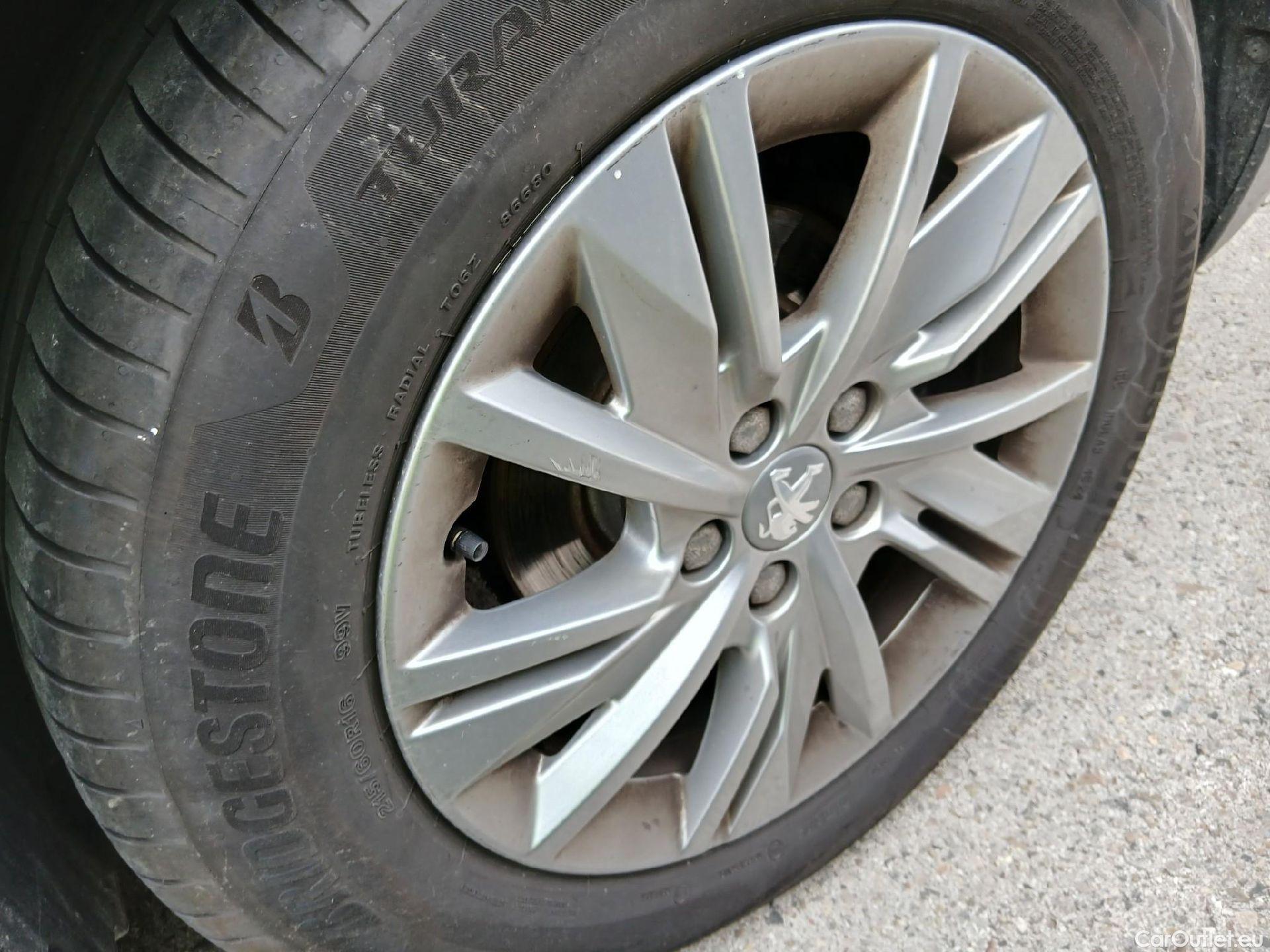  Peugeot  508 PEUGEOT  / 2018 / 5P / berlina con portón 5P Active Pack BlueHDi 130 S&S EAT8 #15