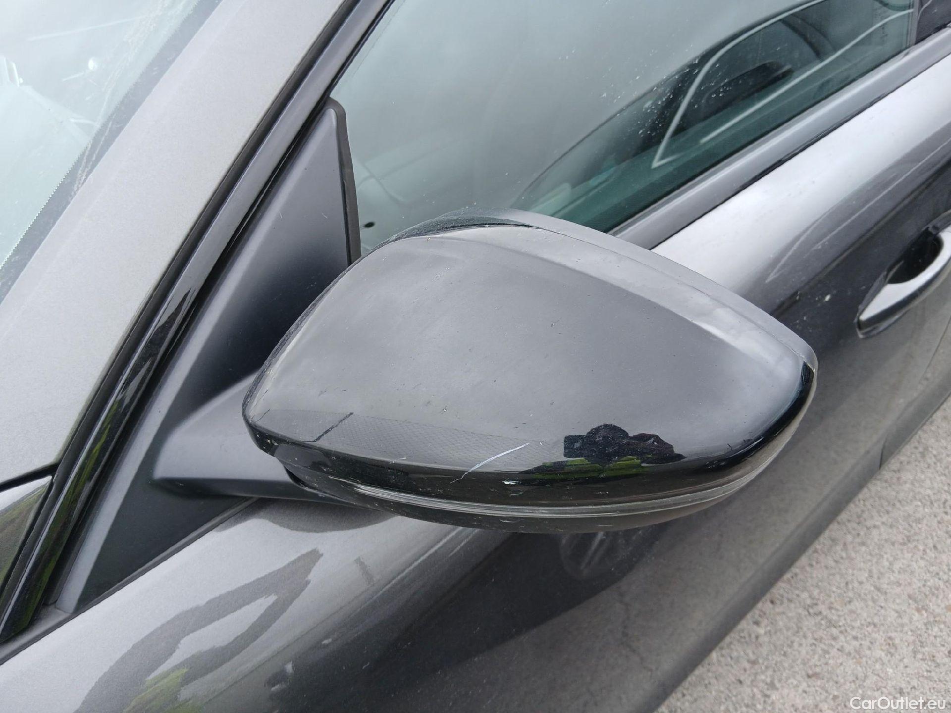  Peugeot  508 PEUGEOT  / 2018 / 5P / berlina con portón 5P Active Pack BlueHDi 130 S&S EAT8 #8