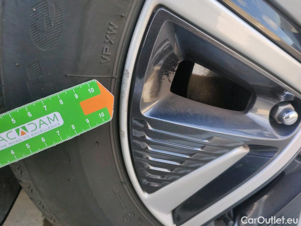  KIA  Niro KIA  1.6 GDi PHEV 104kW (141CV) Drive (AC) #4