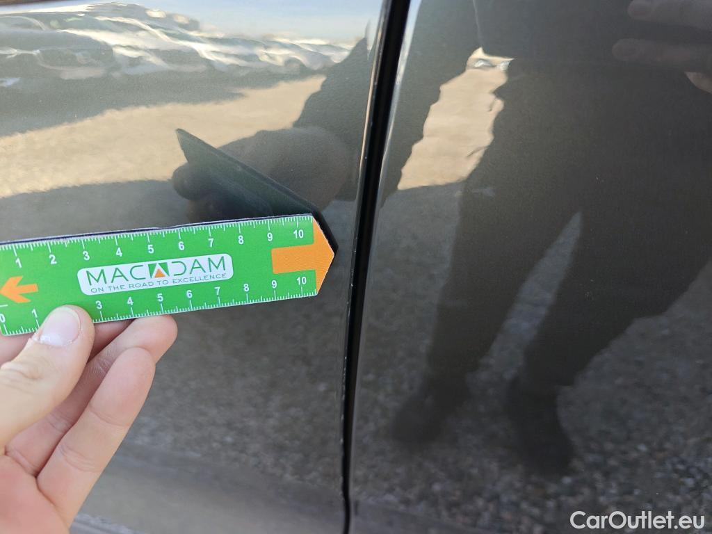  Volvo  XC60 VOLVO  / 2017 / 5P / todoterreno 2.0 B4 D Momentum Pro Auto #13