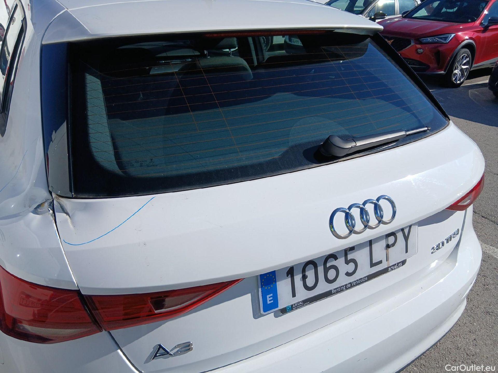  Audi  A3 AUDI  / 2020 / 5P / berlina con portón Sportback 30 TFSI 81kW (110CV) S tronic #25