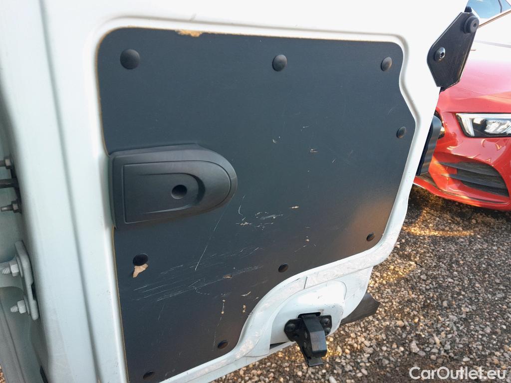  Renault  Kangoo RENAULT  Furgón/2013/3P/furgón derivado de turismo Profesional dCi 55 kW (75 CV) #50