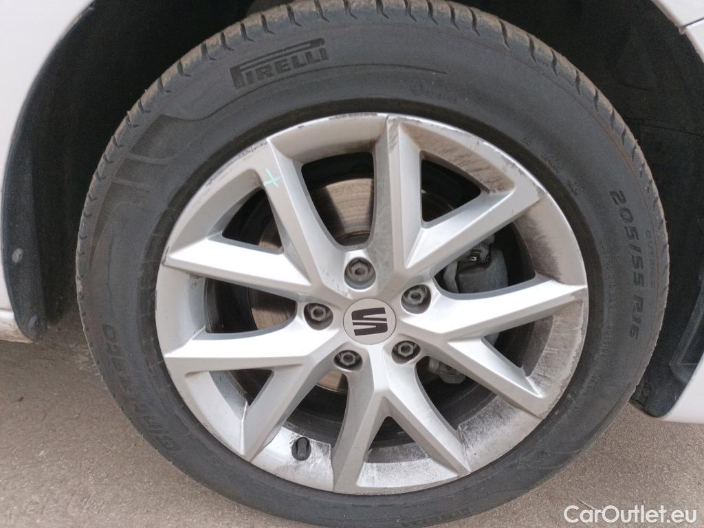  Land Rover  Discovery SEAT Nuevo León / 2020 / 5P / berlina con portón 2.0 TDI 85kW S&S Style Go(SP) #9