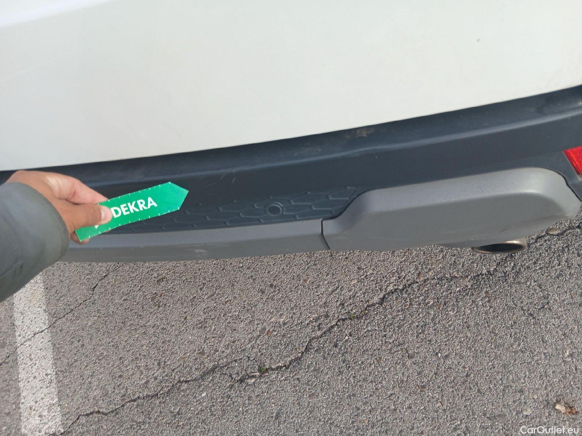  Land Rover  Range Rover LAND ROVER  Evoque / 2015 / 5P / 2.0L eD4 Diesel 110kW (150CV) 4x2 Pure #23